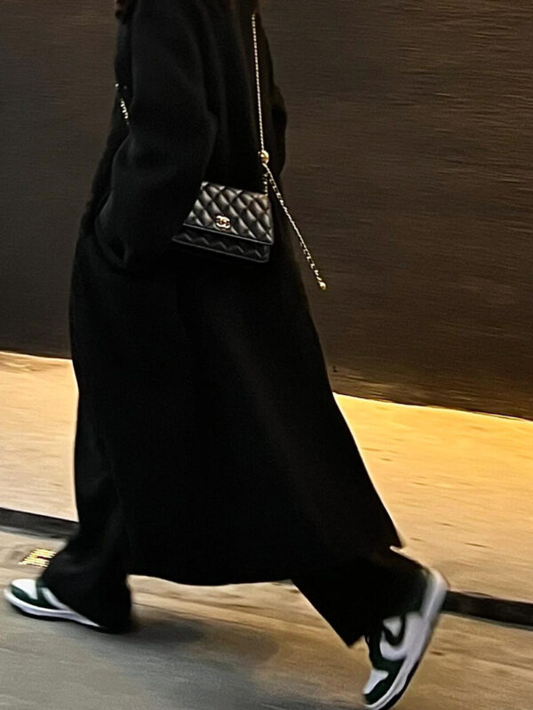 [chanel]WOC 클래식 골드볼 체인 지갑(블랙/금장/램스킨)